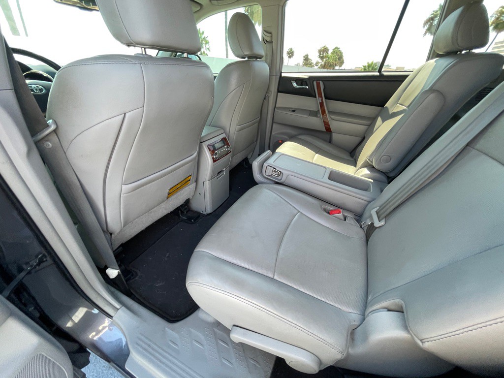 2013 Toyota Highlander Image 71