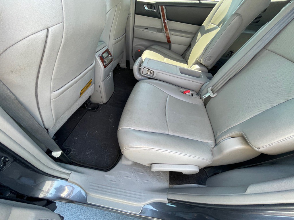 2013 Toyota Highlander Image 74