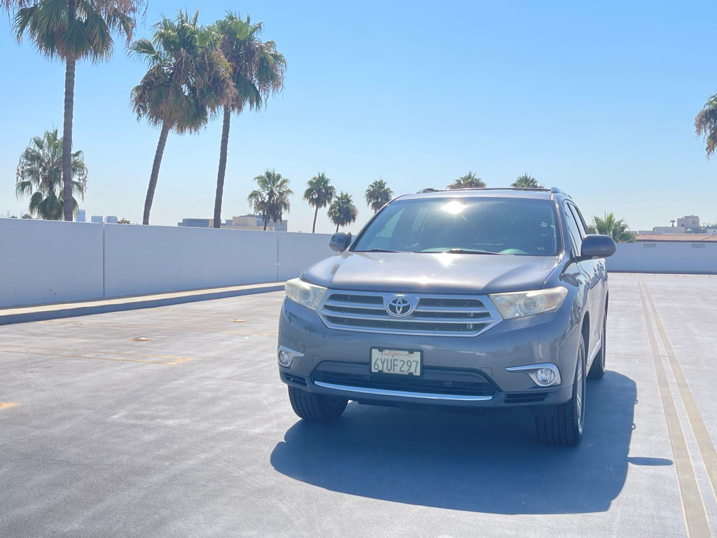 2013 Toyota Highlander Image 23