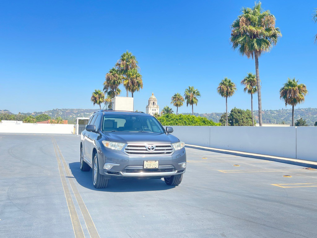 2013 Toyota Highlander Image 29