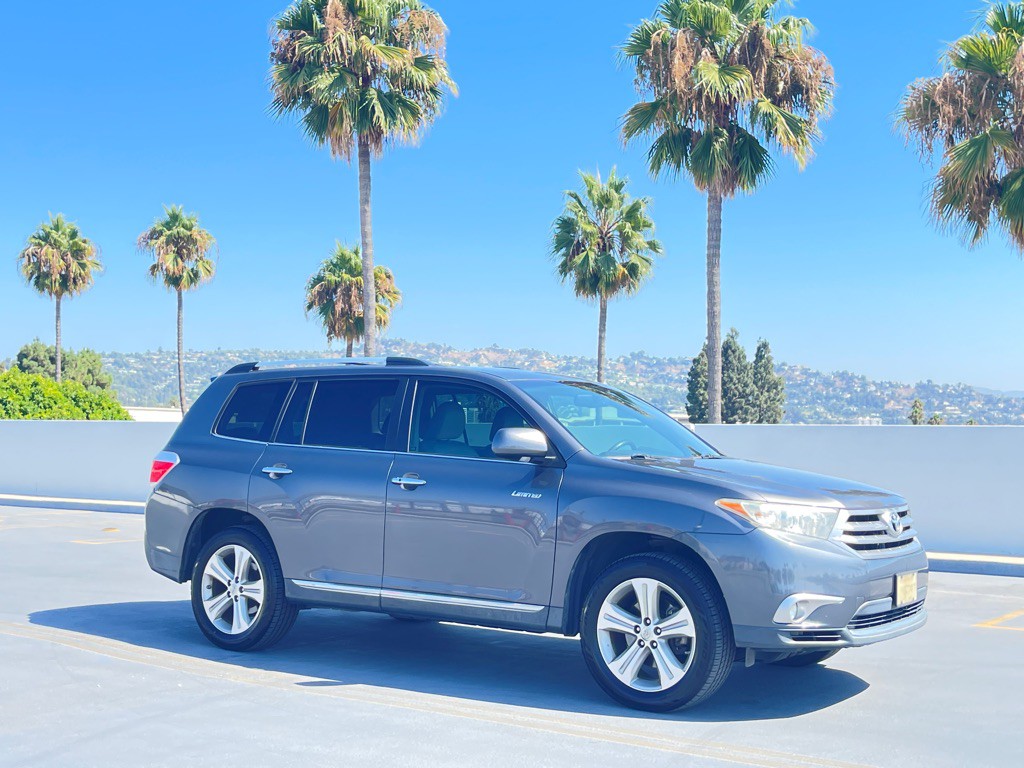 2013 Toyota Highlander Image 33