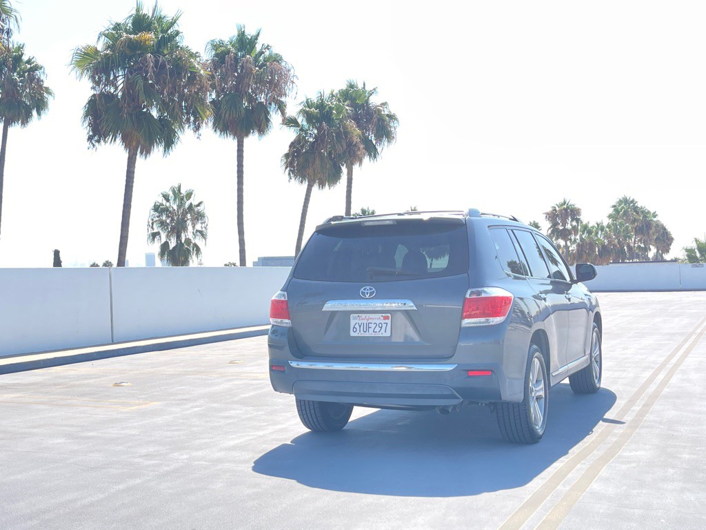 2013 Toyota Highlander Image 42