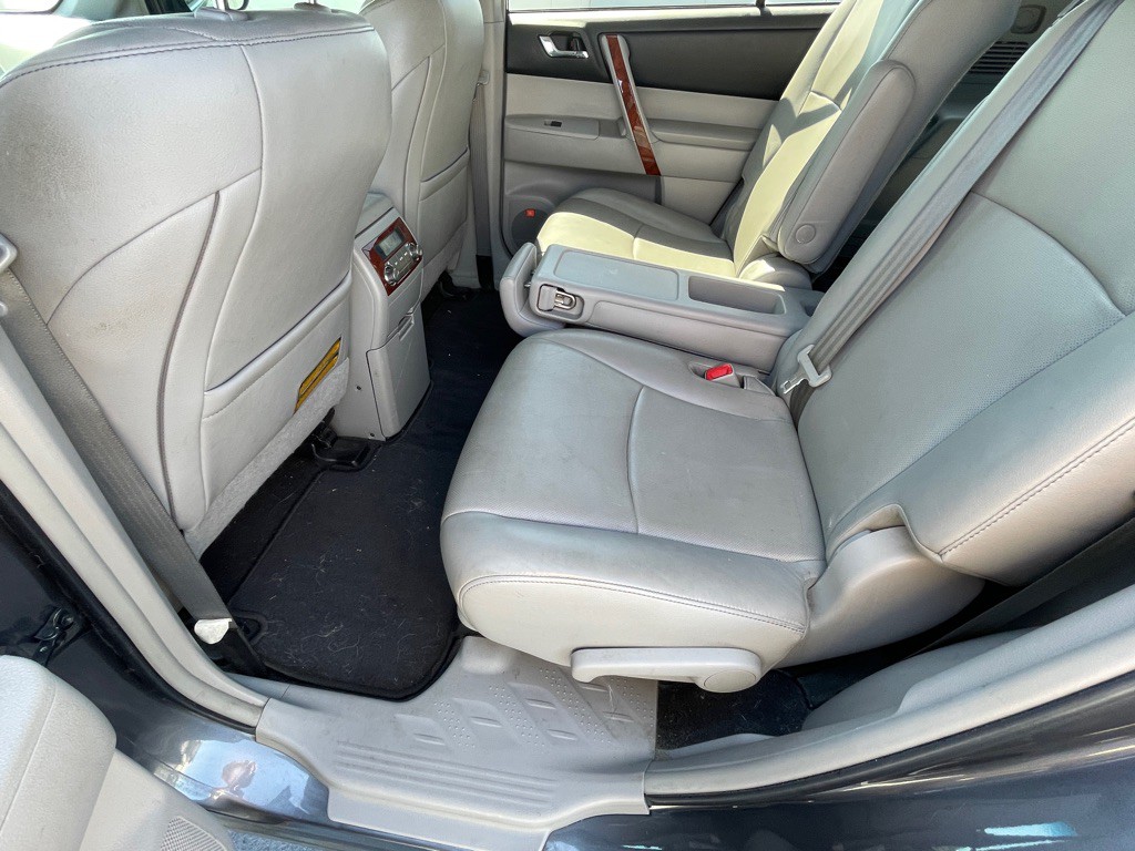 2013 Toyota Highlander Image 52