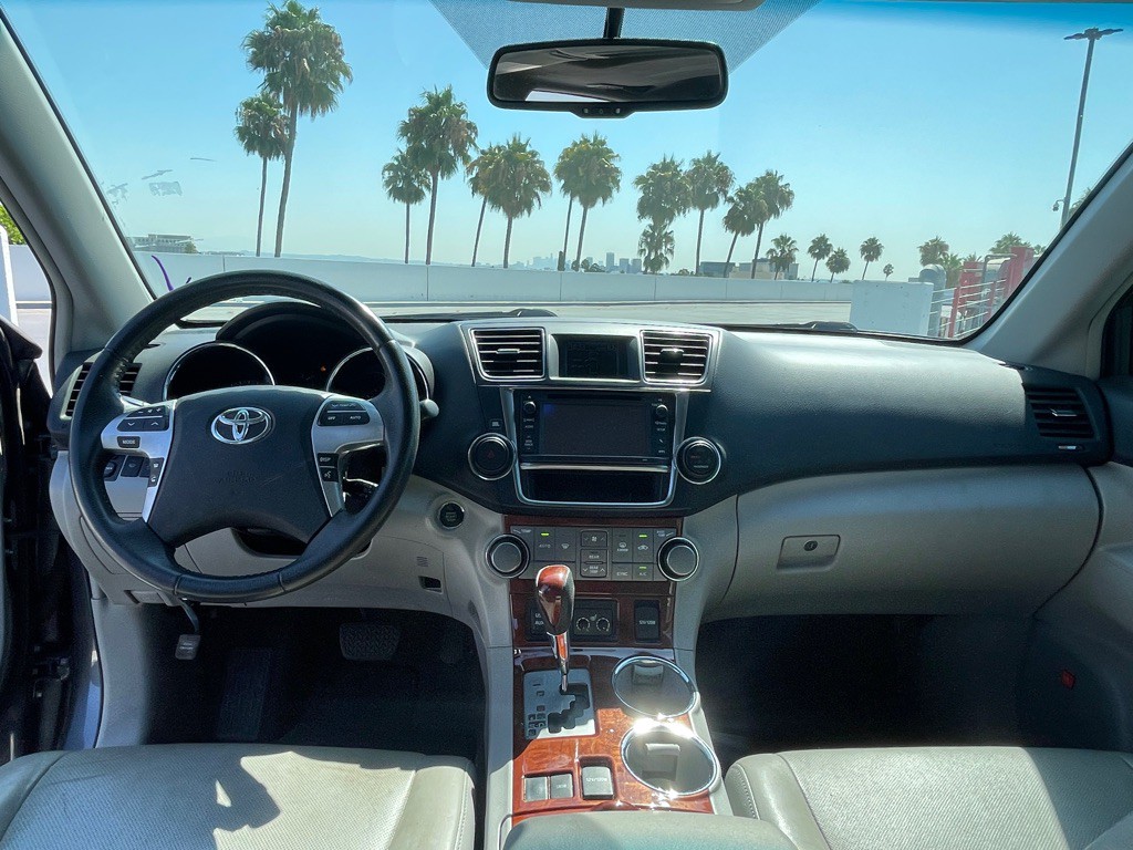 2013 Toyota Highlander Image 99