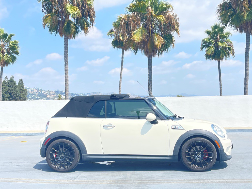 2013 MINI Cooper Image 36