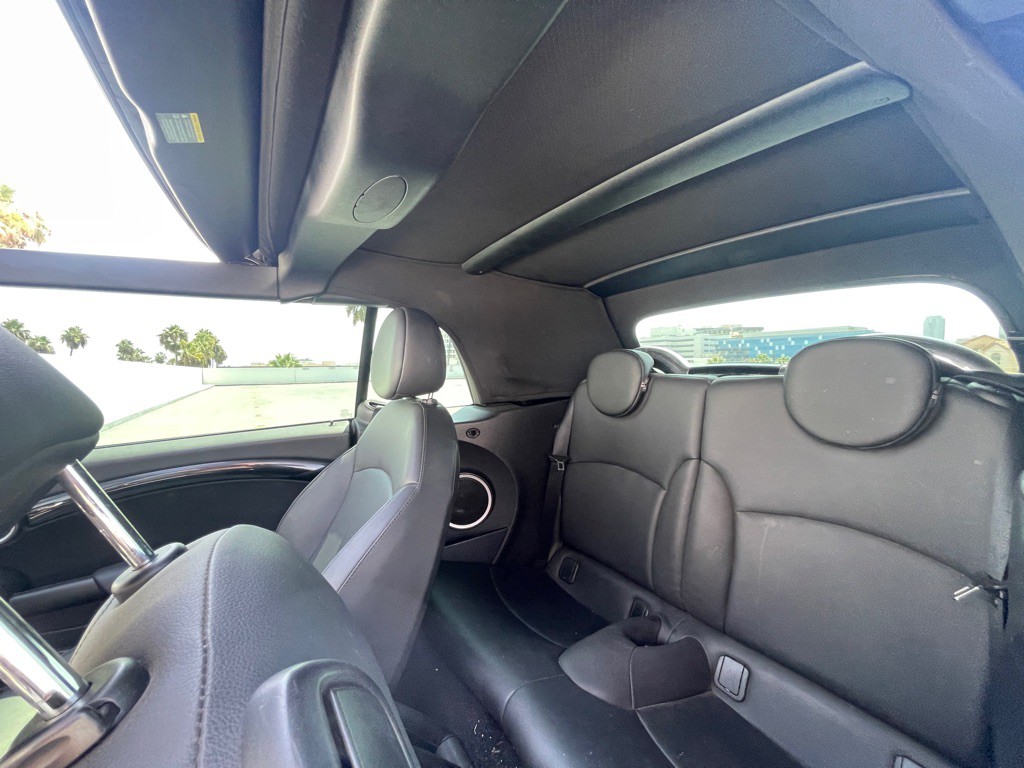 2013 MINI Cooper Image 65