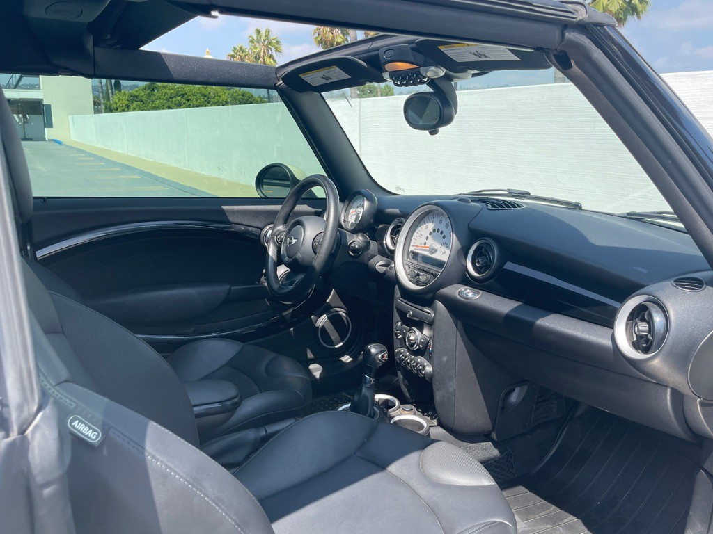 2013 MINI Cooper Image 72