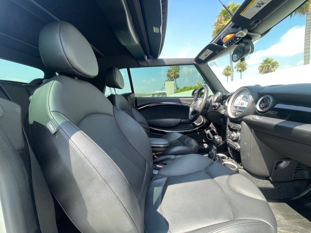 2013 MINI Cooper Image 74