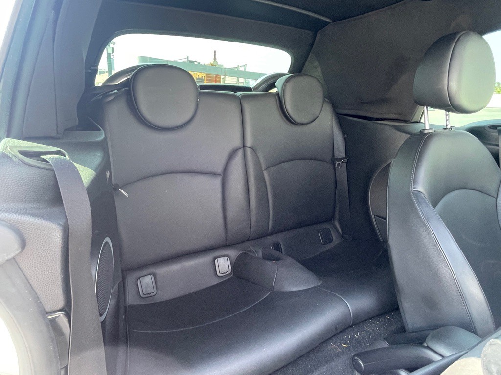 2013 MINI Cooper Image 82