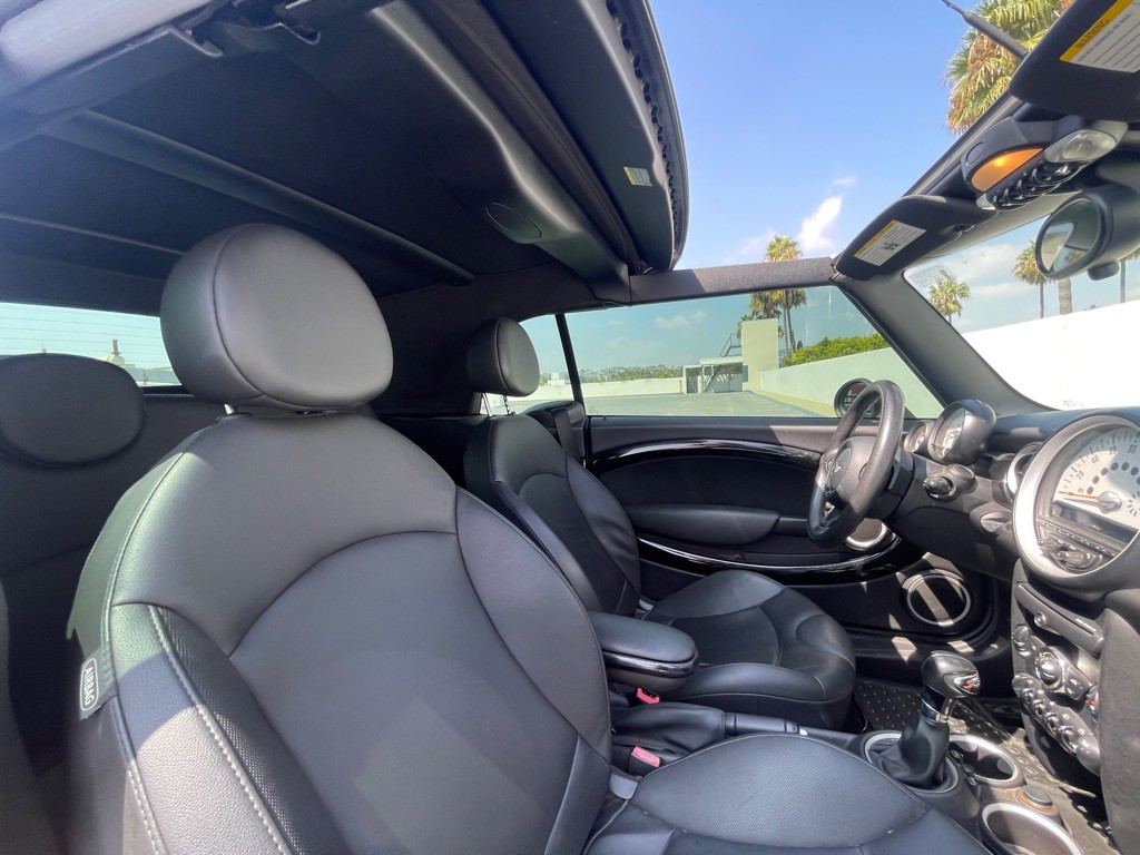 2013 MINI Cooper Image 84