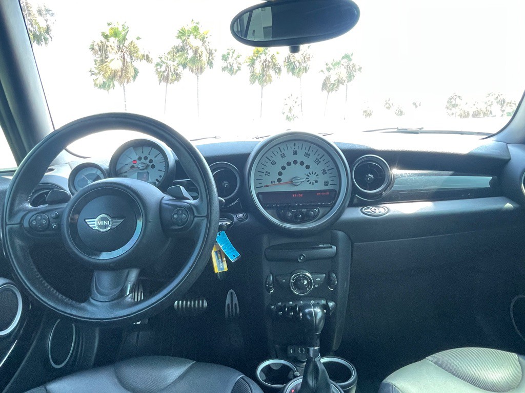 2013 MINI Cooper Image 92