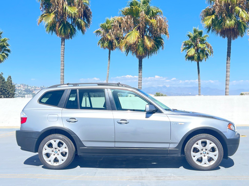 2005 BMW X3 Image 36
