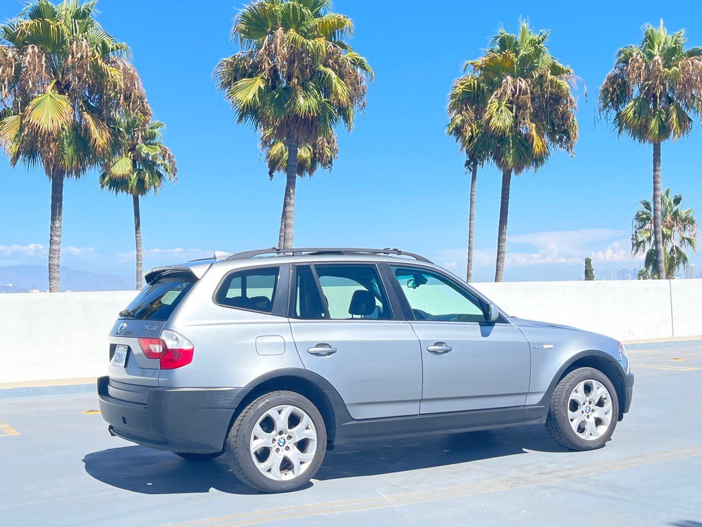 2005 BMW X3 Image 39
