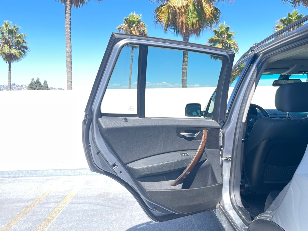 2005 BMW X3 Image 49