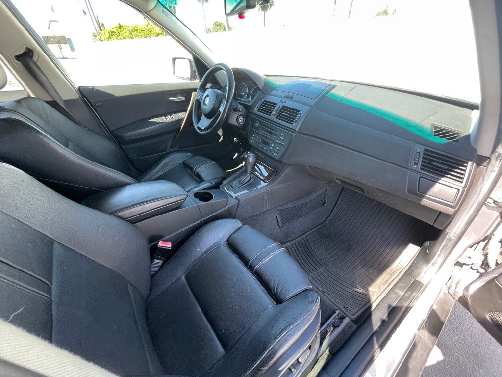 2005 BMW X3 Image 108