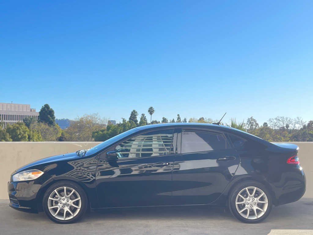 2013 Dodge Dart Image 1