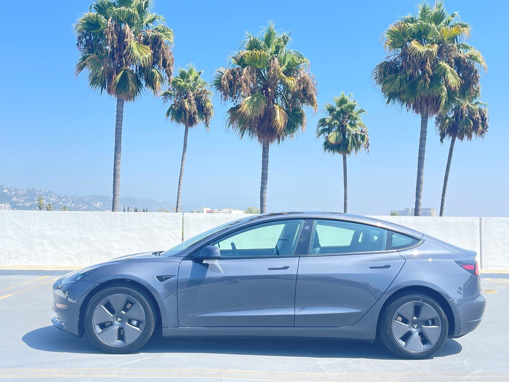2023 Tesla Model 3 Image 15