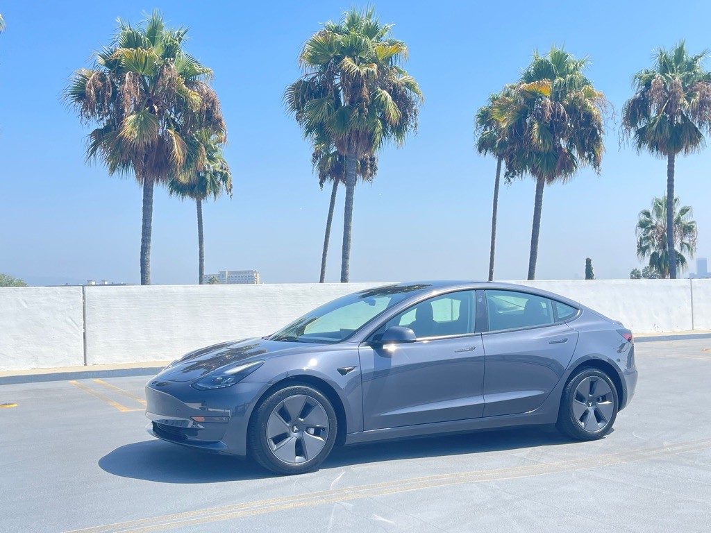 2023 Tesla Model 3 Image 17