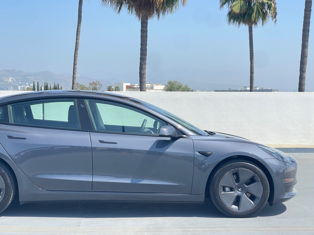 2023 Tesla Model 3 Image 23