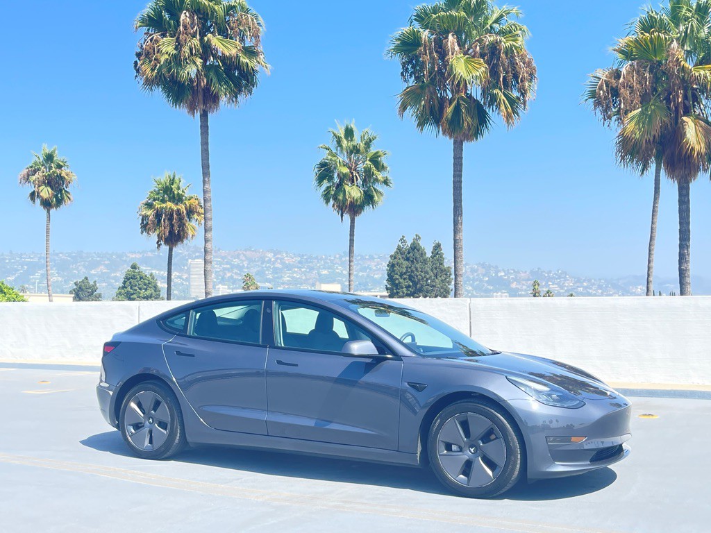 2023 Tesla Model 3 Image 30