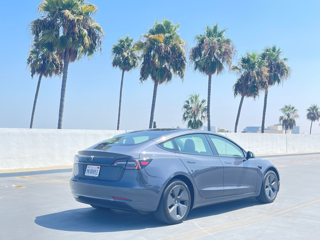 2023 Tesla Model 3 Image 37