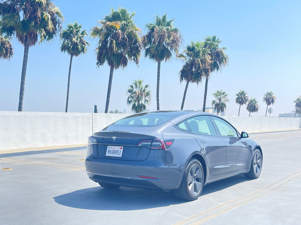 2023 Tesla Model 3 Image 38