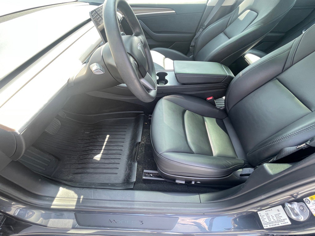 2023 Tesla Model 3 Image 48