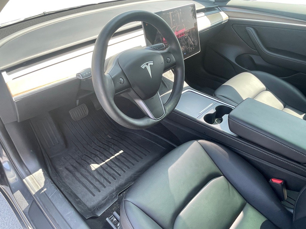 2023 Tesla Model 3 Image 51