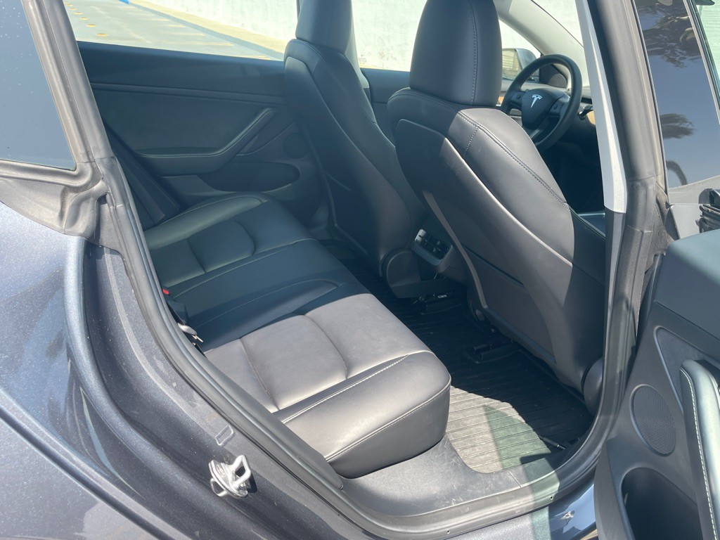 2023 Tesla Model 3 Image 71