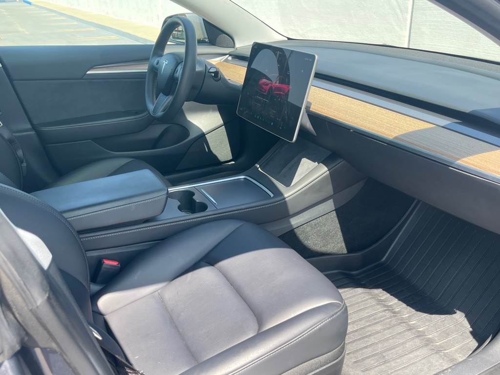 2023 Tesla Model 3 Image 89
