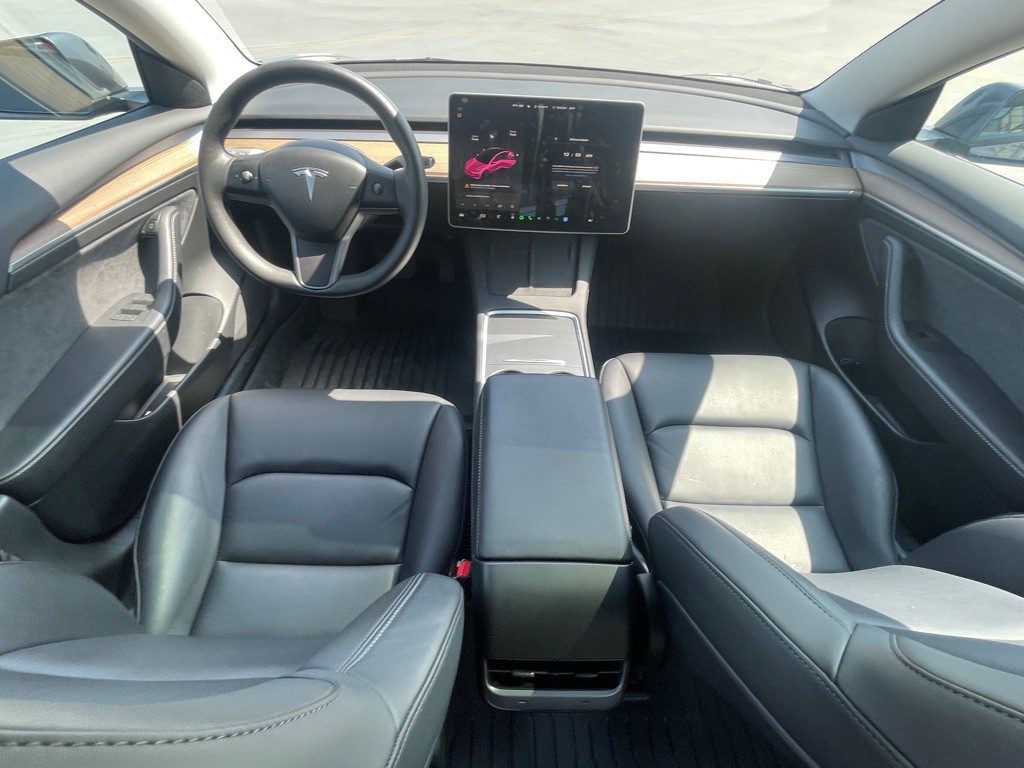 2023 Tesla Model 3 Image 102