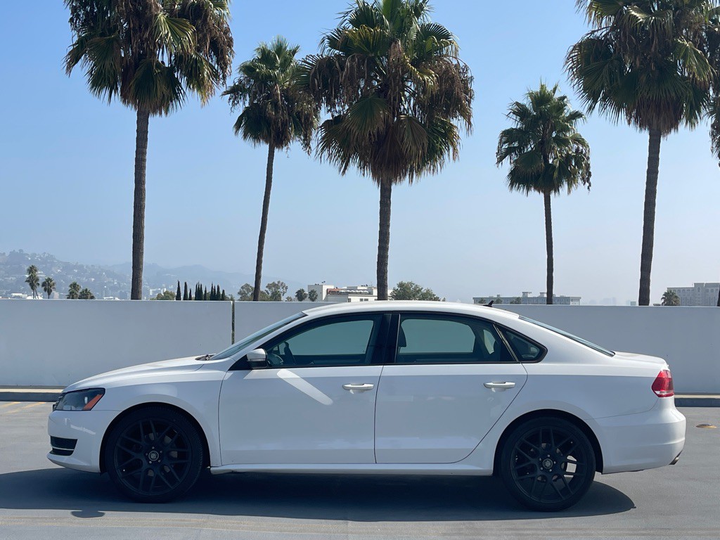 2013 Volkswagen Passat Image 6