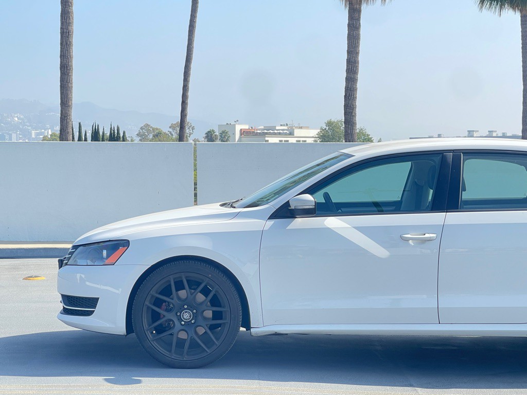 2013 Volkswagen Passat Image 8