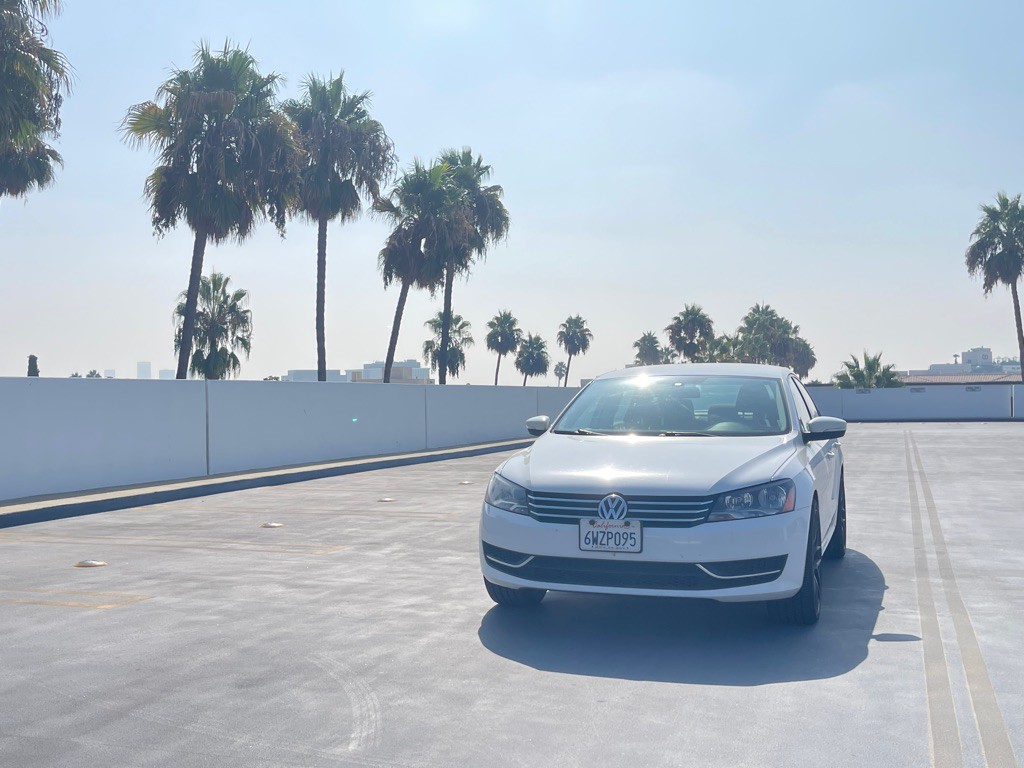 2013 Volkswagen Passat Image 22