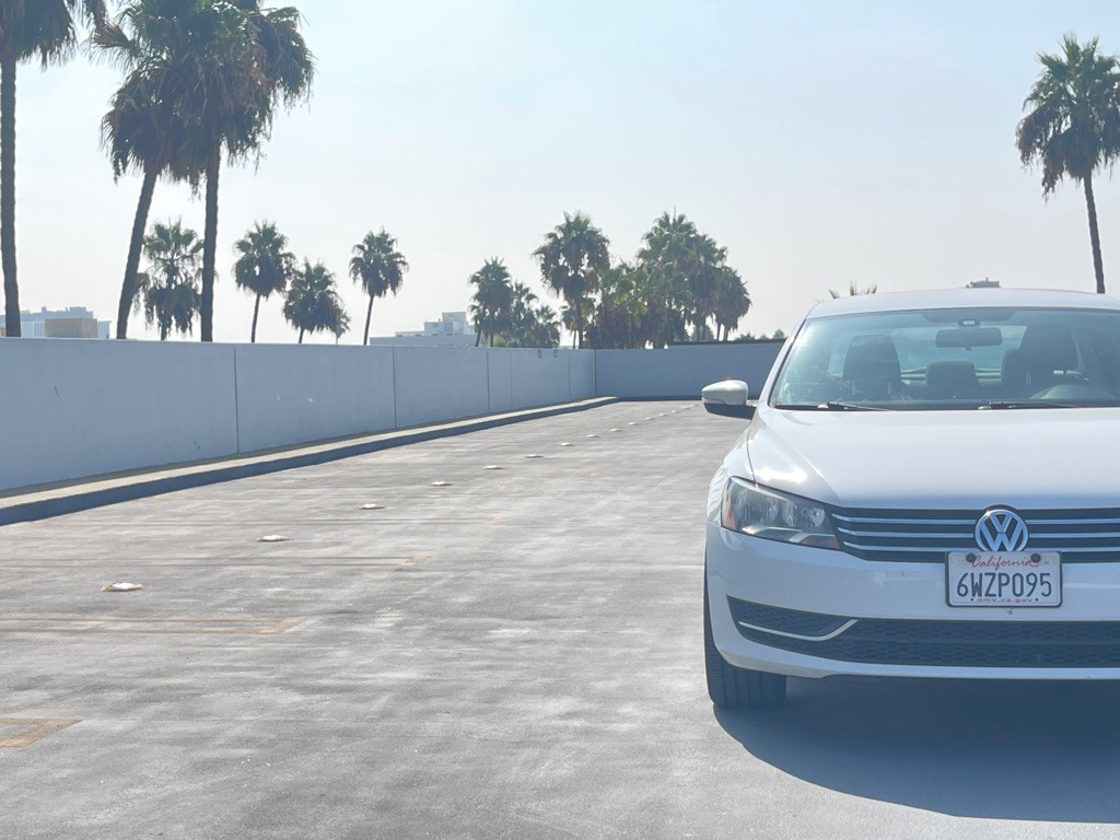 2013 Volkswagen Passat Image 23