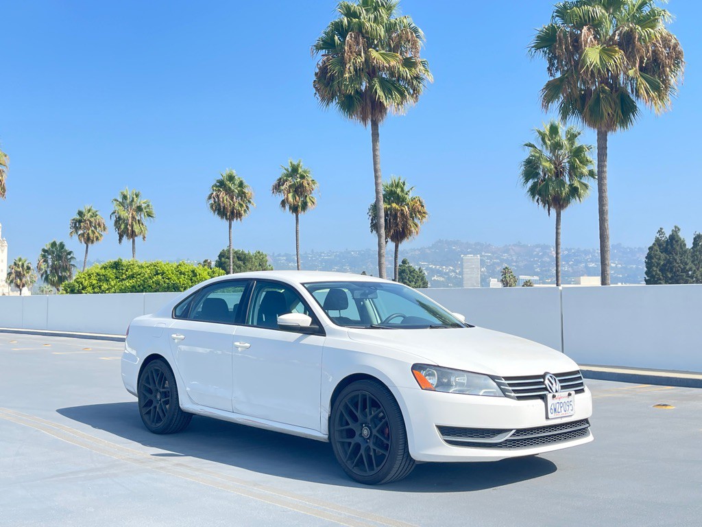 2013 Volkswagen Passat Image 31