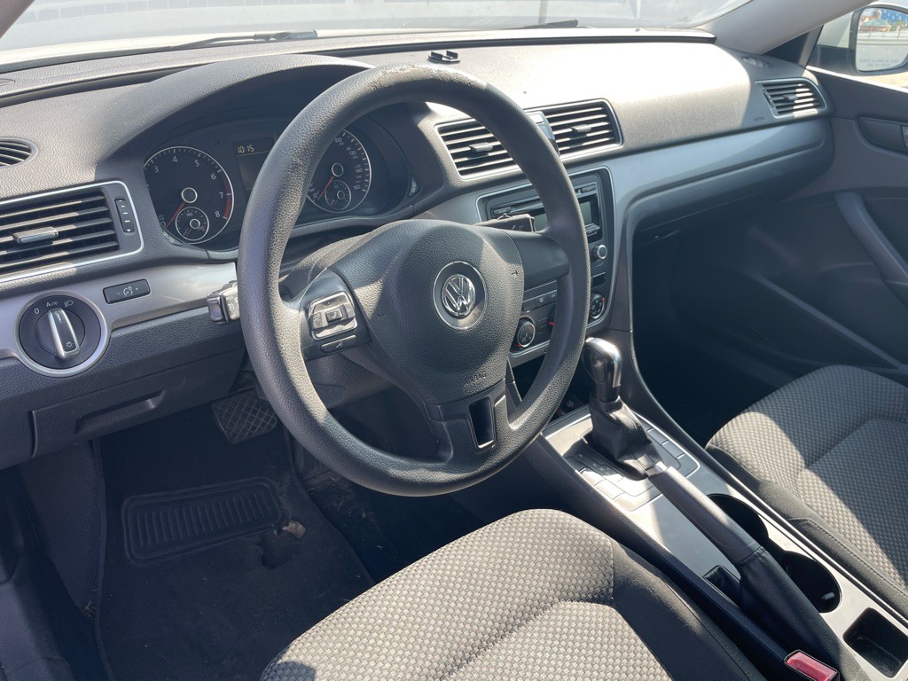 2013 Volkswagen Passat Image 57