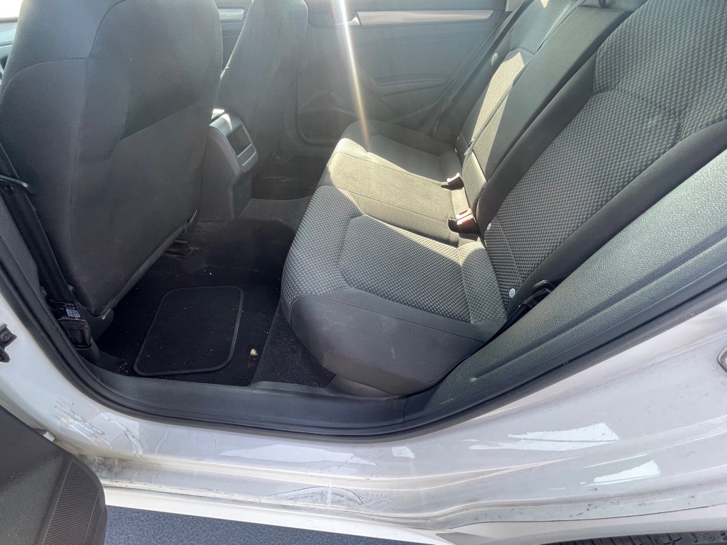 2013 Volkswagen Passat Image 62