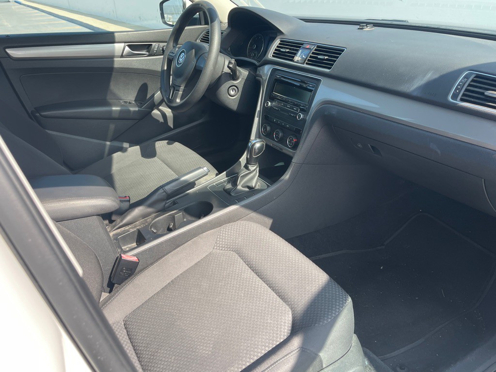 2013 Volkswagen Passat Image 89