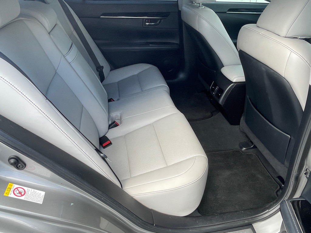 2017 Lexus ES Image 77