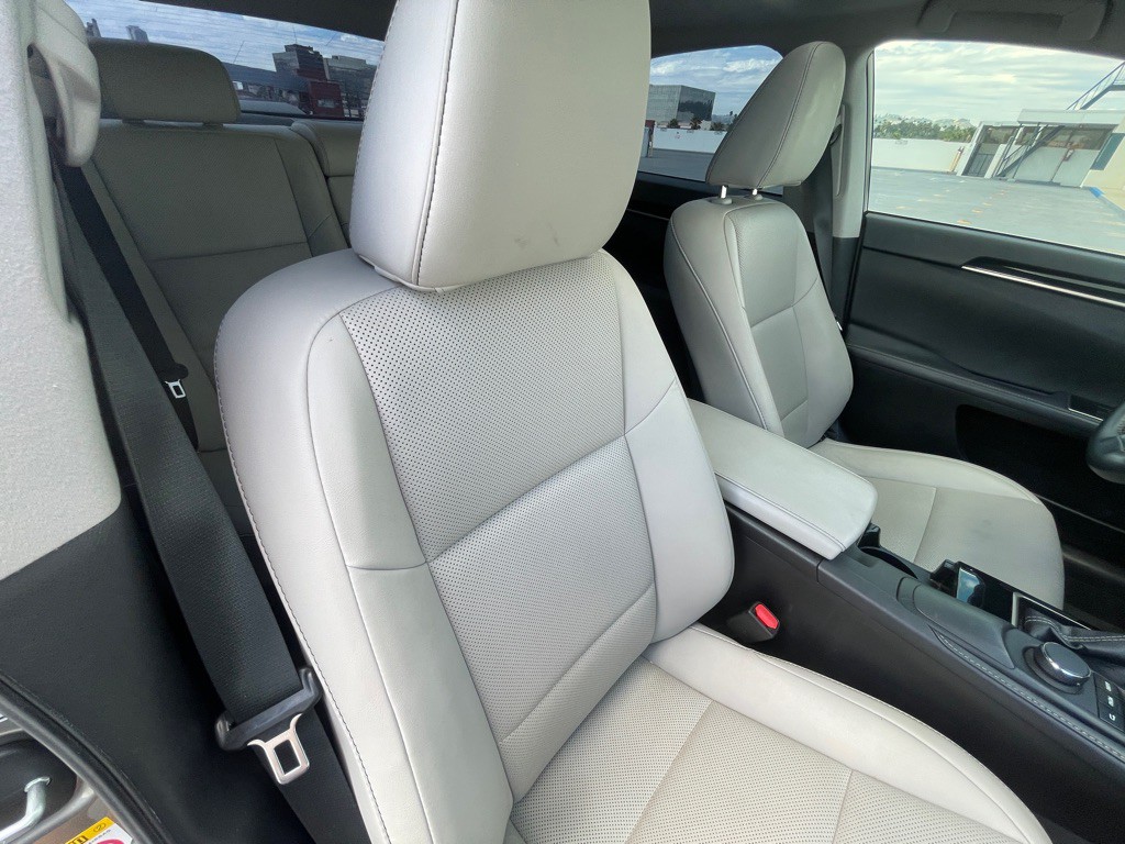 2017 Lexus ES Image 97
