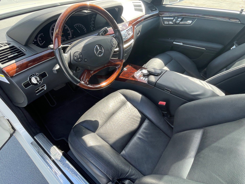 2010 Mercedes-Benz S-Class Image 5
