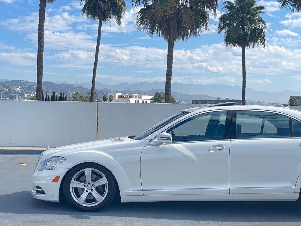 2010 Mercedes-Benz S-Class Image 7