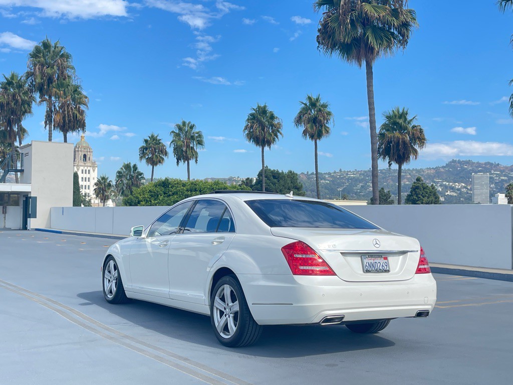 2010 Mercedes-Benz S-Class Image 11