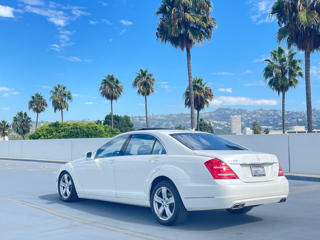 2010 Mercedes-Benz S-Class Image 12