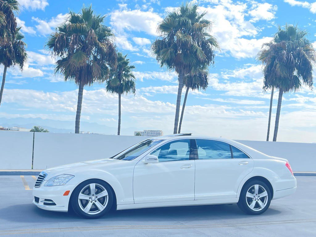 2010 Mercedes-Benz S-Class Image 19