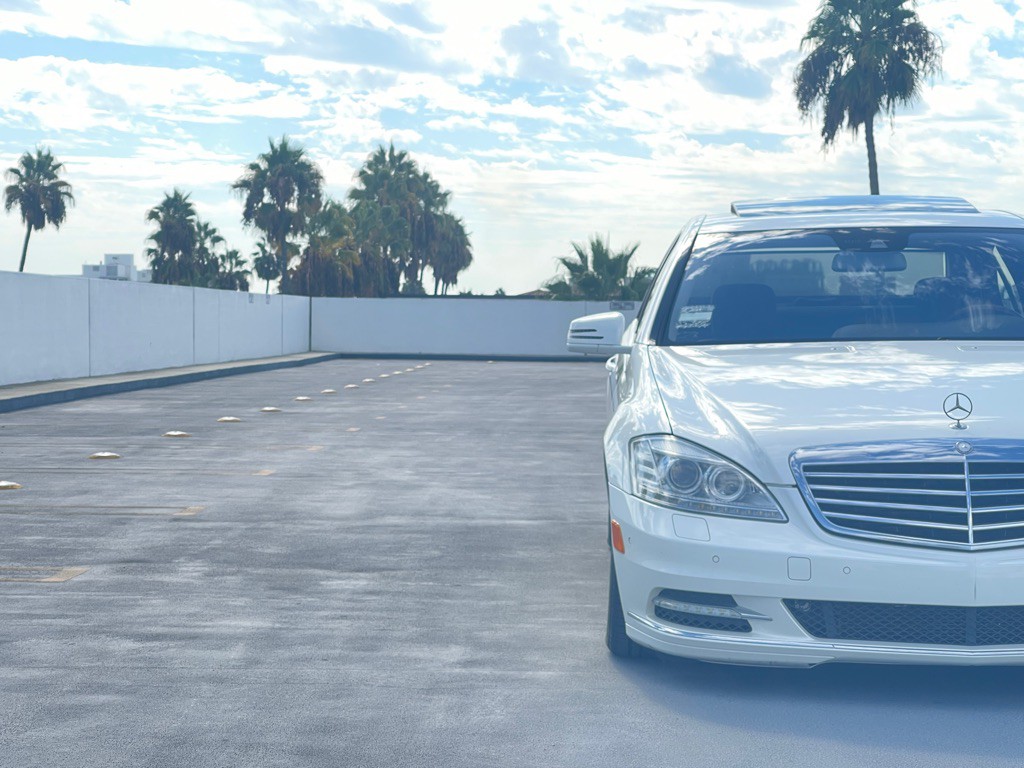 2010 Mercedes-Benz S-Class Image 27