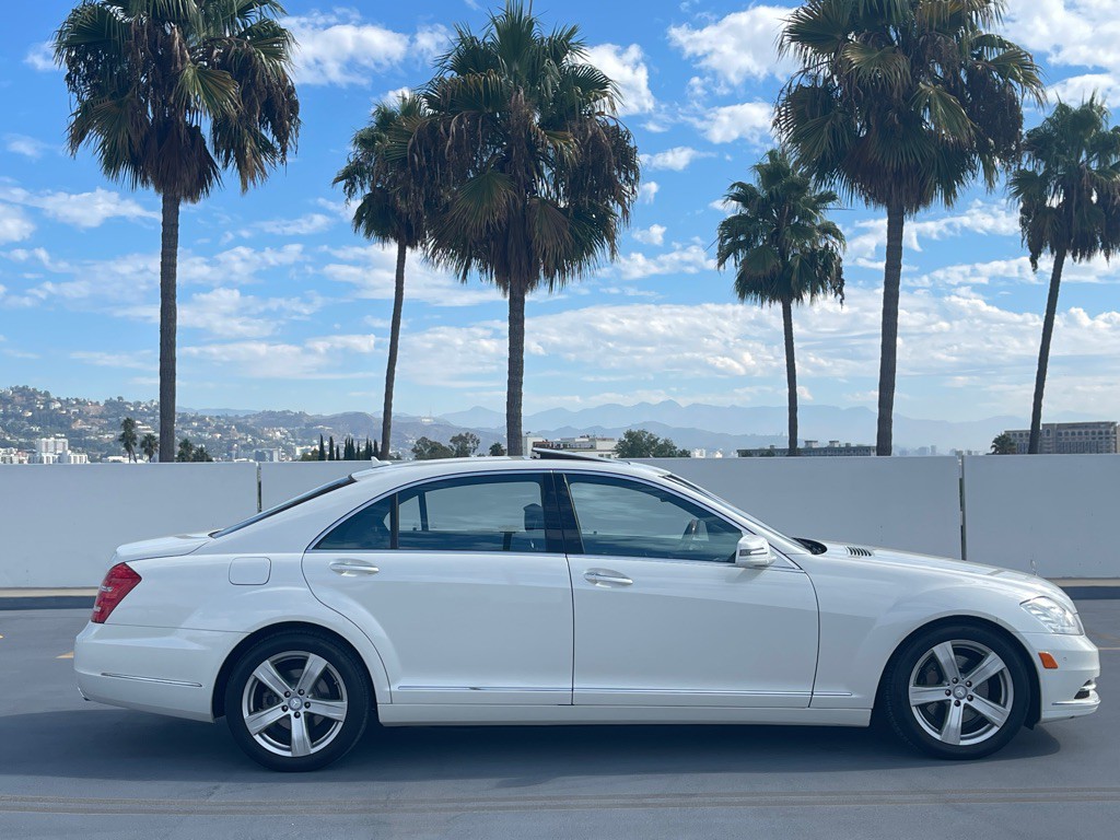 2010 Mercedes-Benz S-Class Image 29