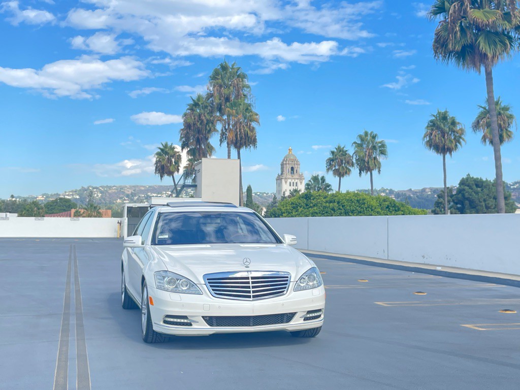 2010 Mercedes-Benz S-Class Image 32