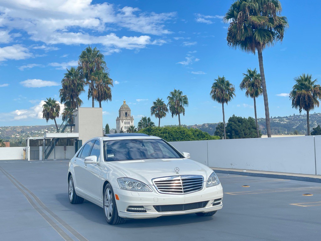 2010 Mercedes-Benz S-Class Image 33